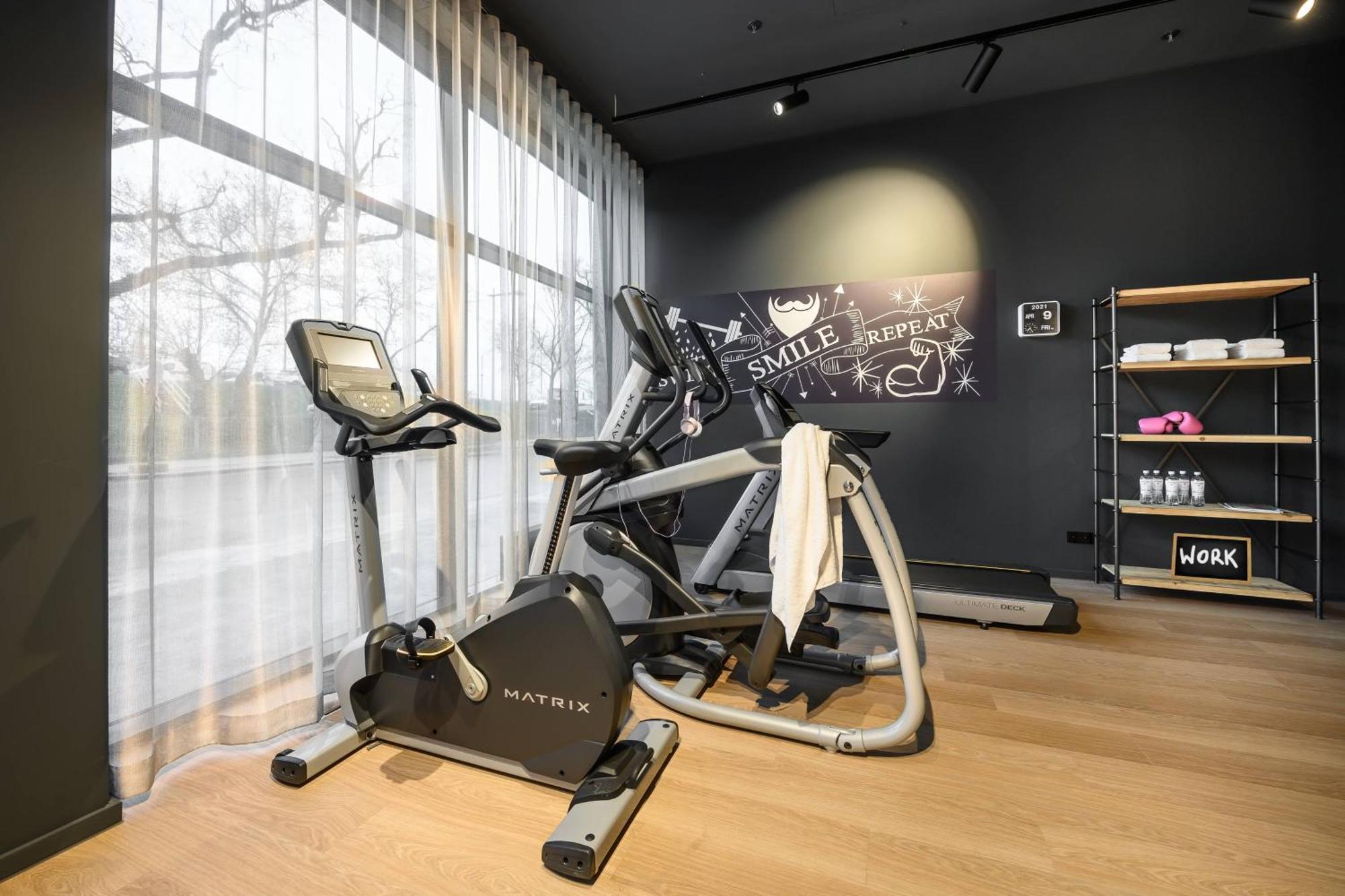 Moxy Dresden Neustadt المظهر الخارجي الصورة
